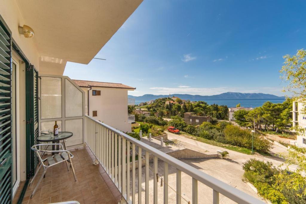 Apartments Slavena Gradac  Bagian luar foto