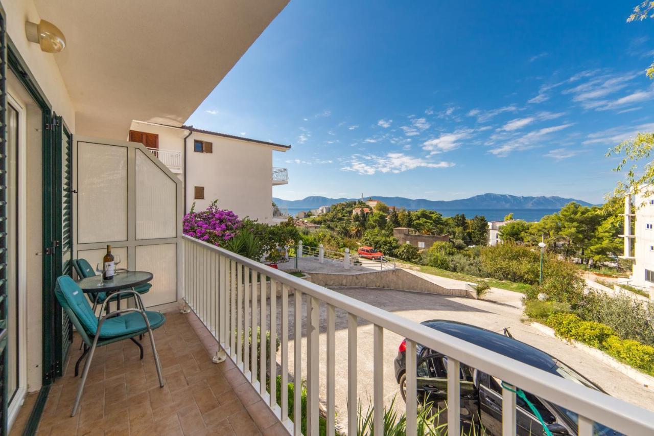 Apartments Slavena Gradac  Bagian luar foto